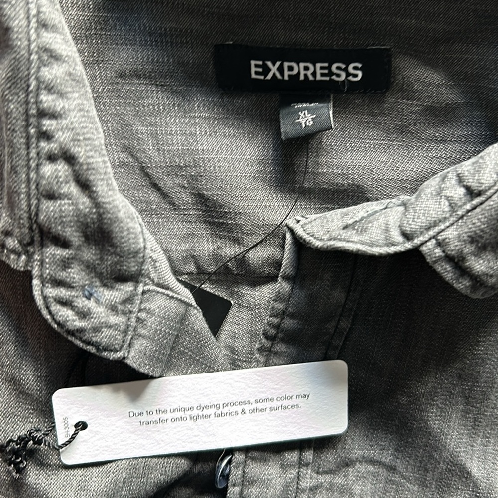 Men’s Button Down - Picture 2 of 5